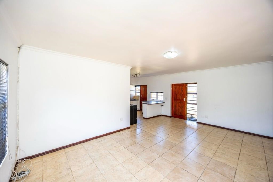 2 Bedroom Property for Sale in Beacon Bay Eastern Cape